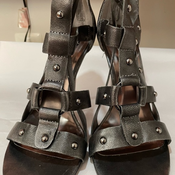 Guess Leather Gladiator Sandle Pumps - Picture 11 of 14